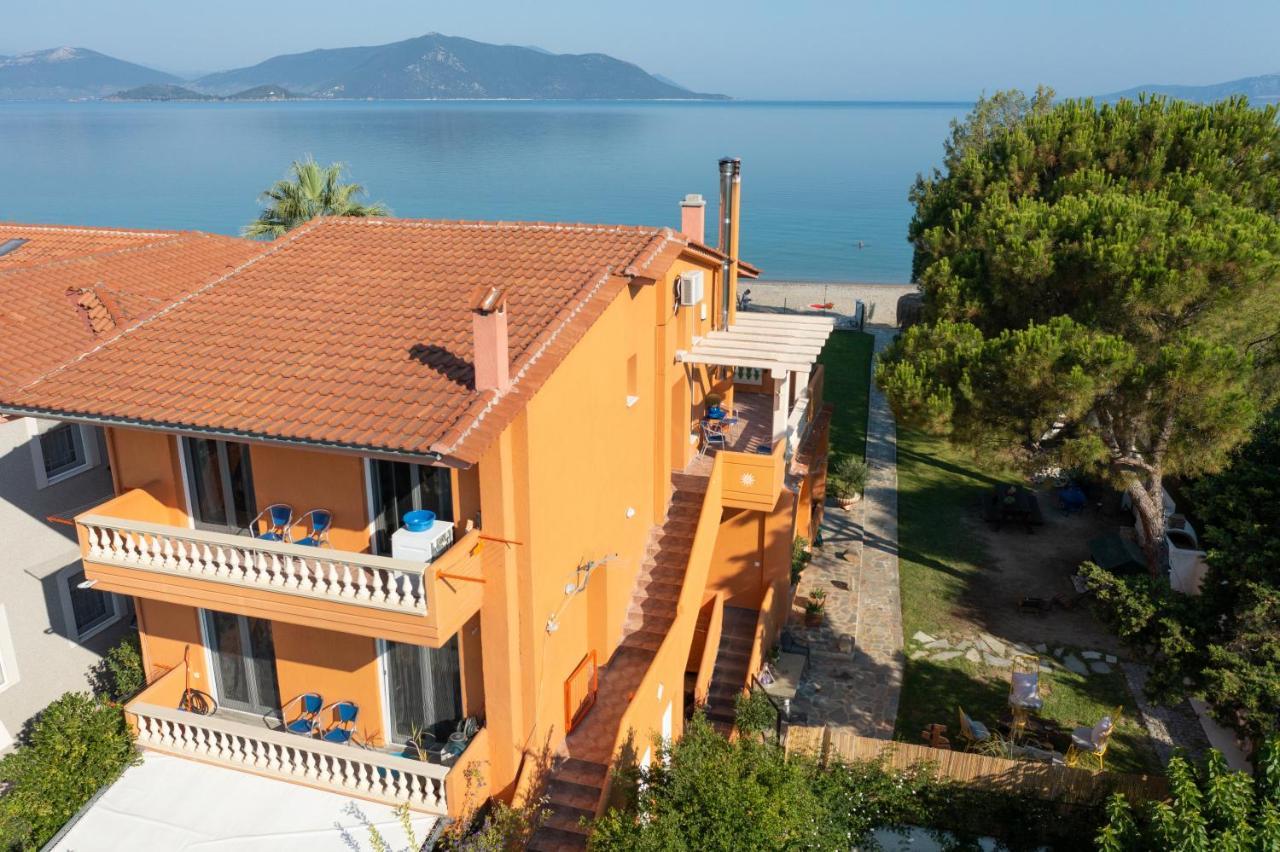 Pampas Seafront Villa, 6 Bedrooms, North Evvoia Kanatadhika Exterior photo