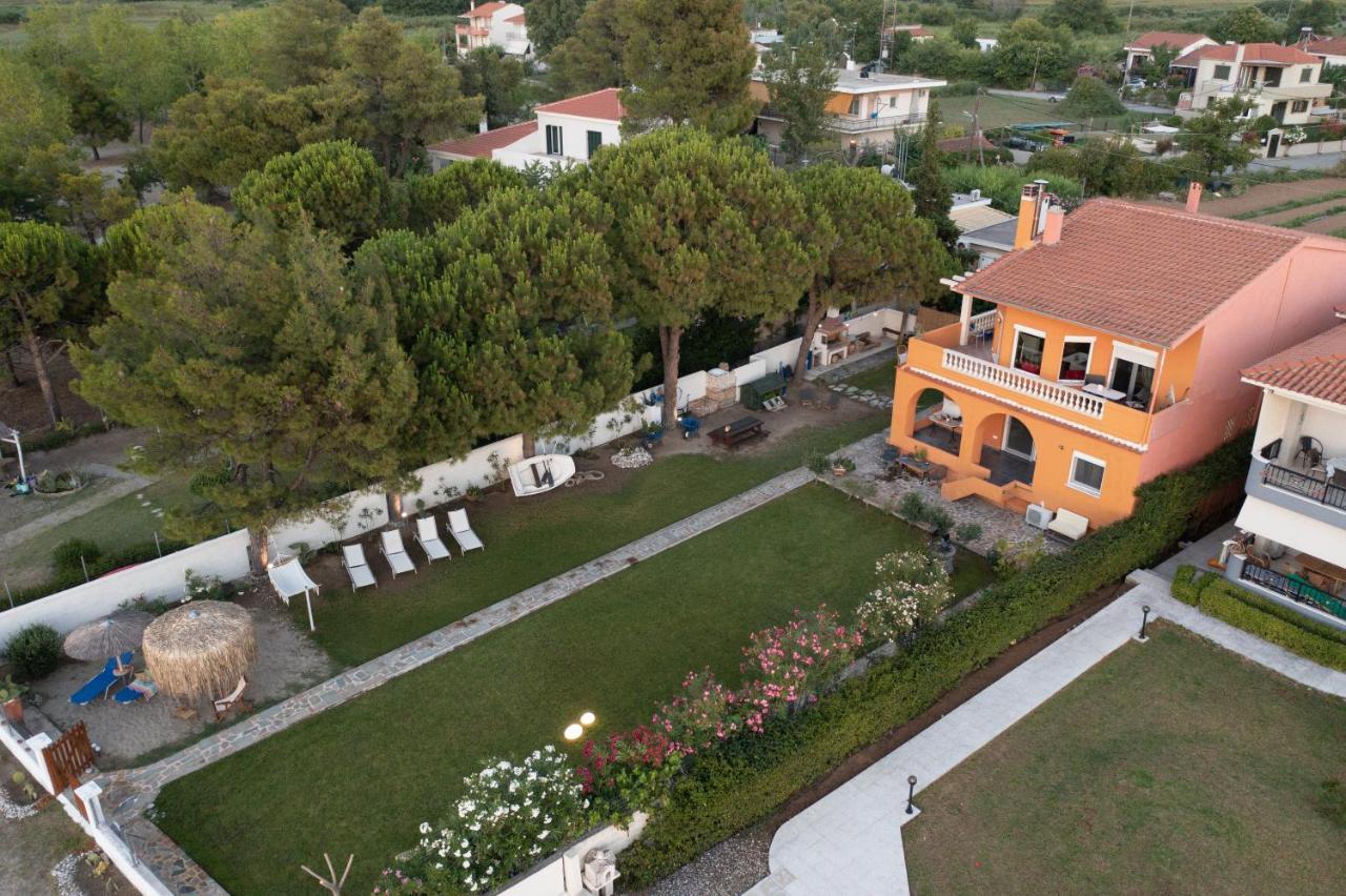 Pampas Seafront Villa, 6 Bedrooms, North Evvoia Kanatadhika Exterior photo