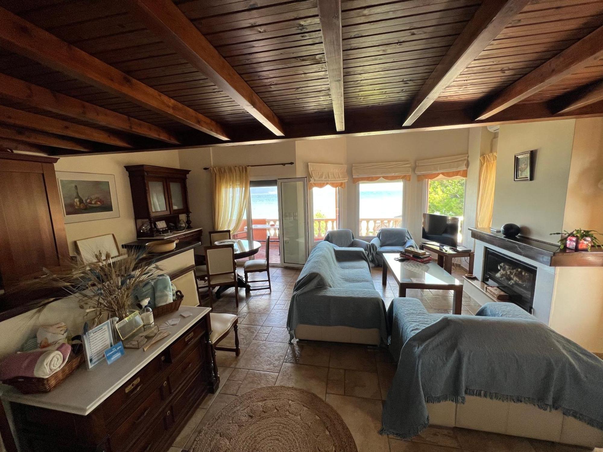 Pampas Seafront Villa, 6 Bedrooms, North Evvoia Kanatadhika Exterior photo